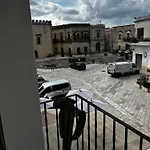 People's House *